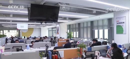 我国软件产业规模突破10万亿元大关，应用软件服务成重要增长引擎